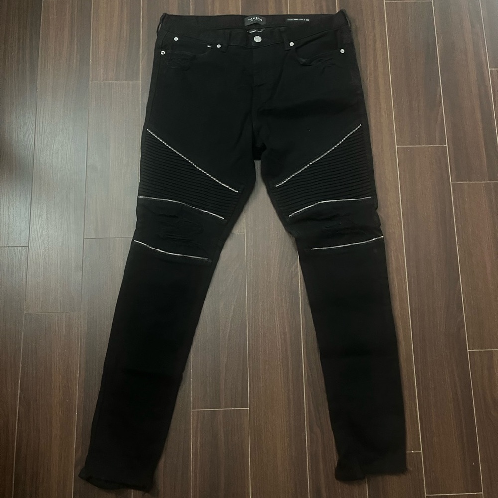 PacSun Black Skinny Jeans with Moto-Style Design
